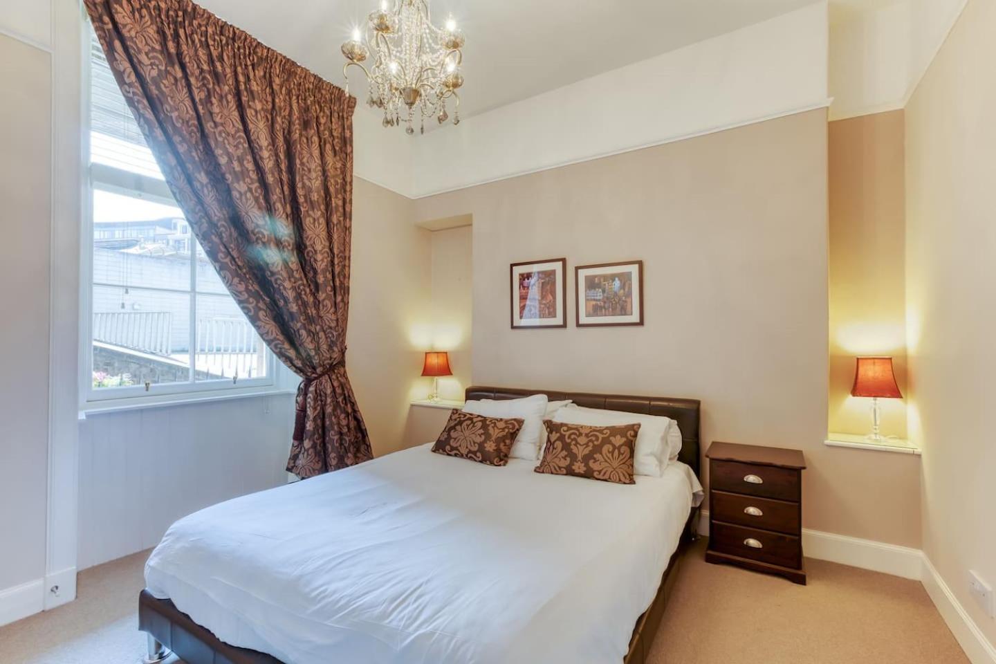 אדינבורו West Port - 2Br In The Heart Of The Old Town Just Off The Grassmarket מראה חיצוני תמונה
