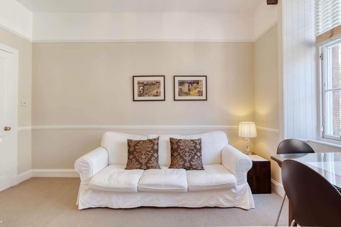 אדינבורו West Port - 2Br In The Heart Of The Old Town Just Off The Grassmarket מראה חיצוני תמונה