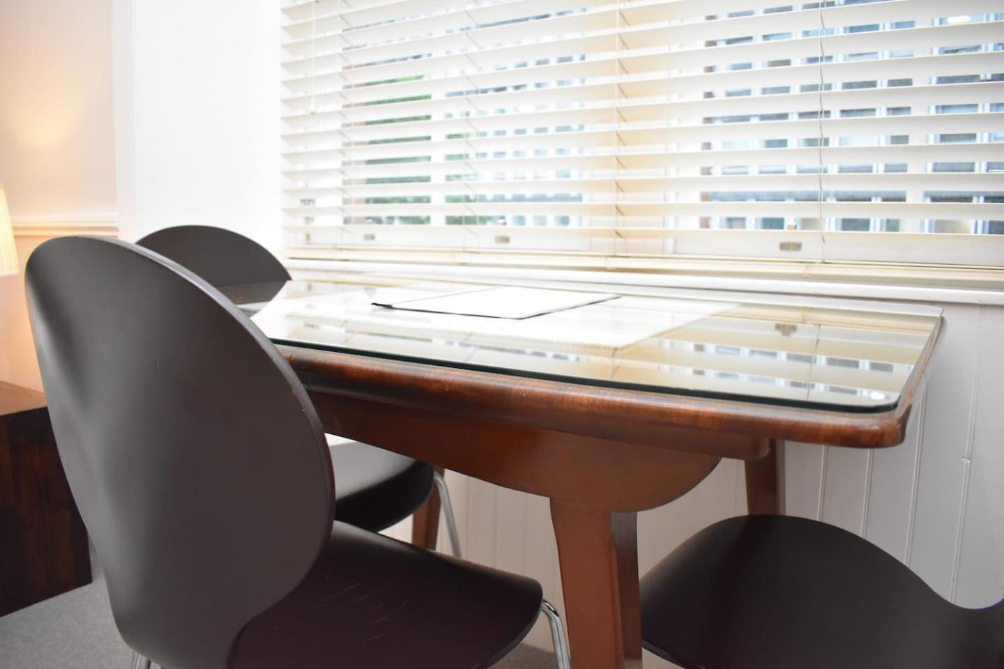 אדינבורו West Port - 2Br In The Heart Of The Old Town Just Off The Grassmarket מראה חיצוני תמונה