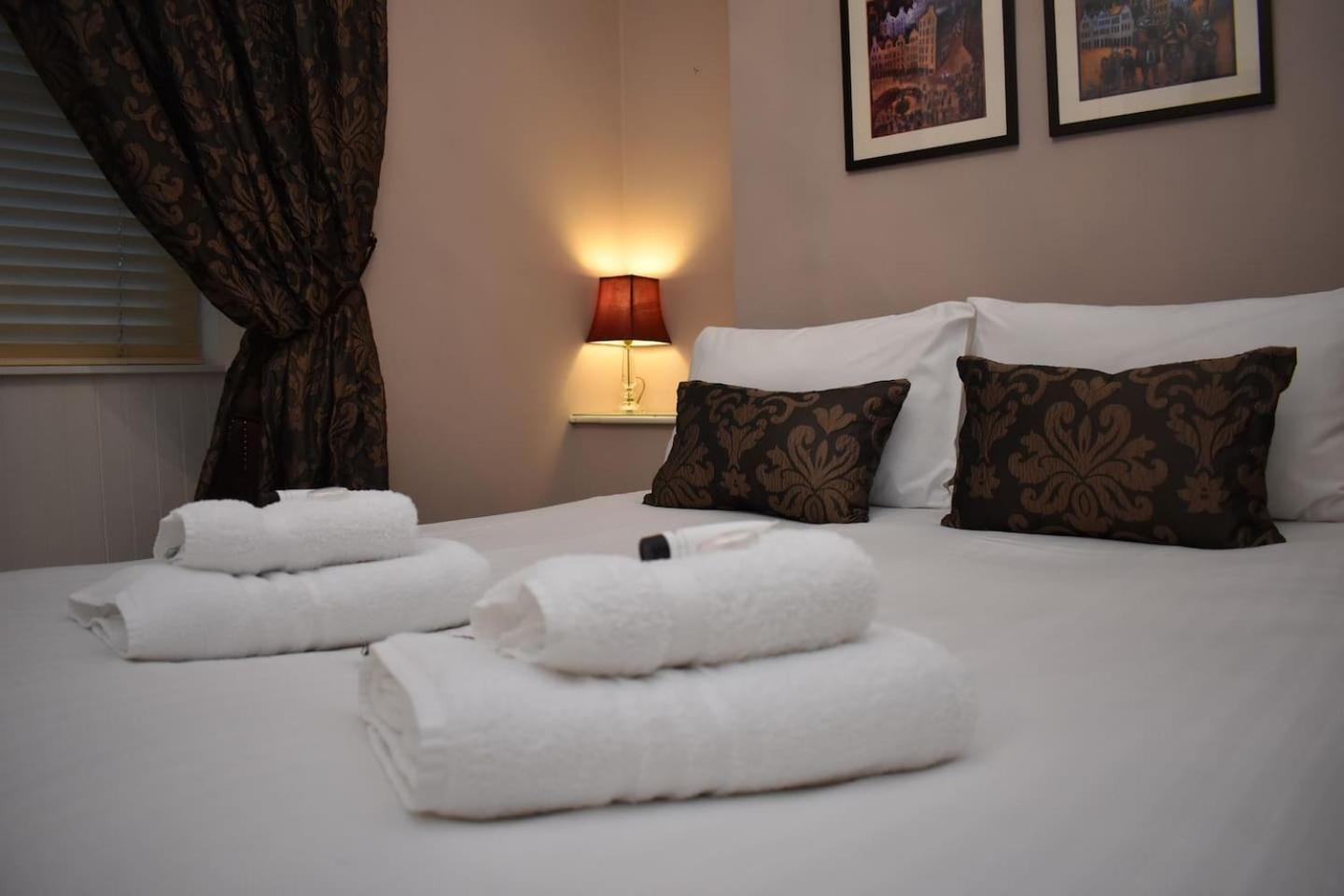 אדינבורו West Port - 2Br In The Heart Of The Old Town Just Off The Grassmarket מראה חיצוני תמונה