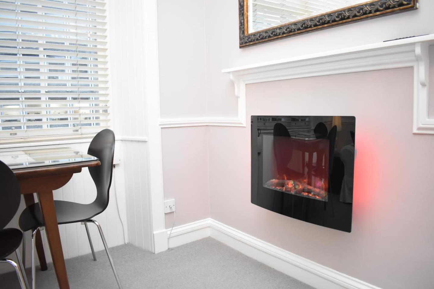 אדינבורו West Port - 2Br In The Heart Of The Old Town Just Off The Grassmarket מראה חיצוני תמונה