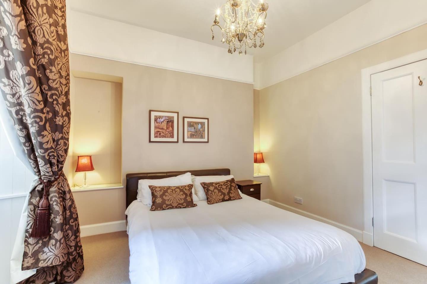 אדינבורו West Port - 2Br In The Heart Of The Old Town Just Off The Grassmarket מראה חיצוני תמונה